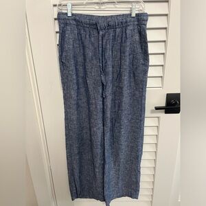 Denim looking pants. Very flowy. Only worn once !